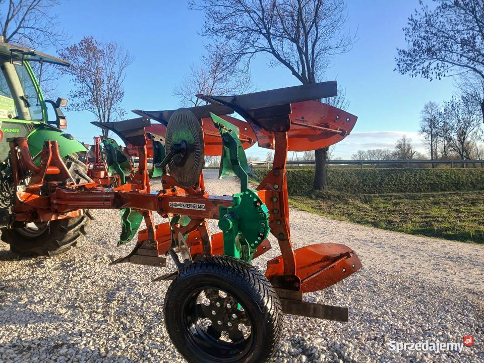 Pług obrotowy 3 kwerneland z Niemiec Nowy Korczyn