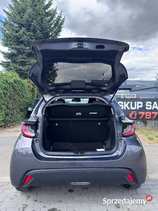 Toyota Yaris IV 10 VVTi 2023 Zadbany 72KM Częstochowa sprzedam