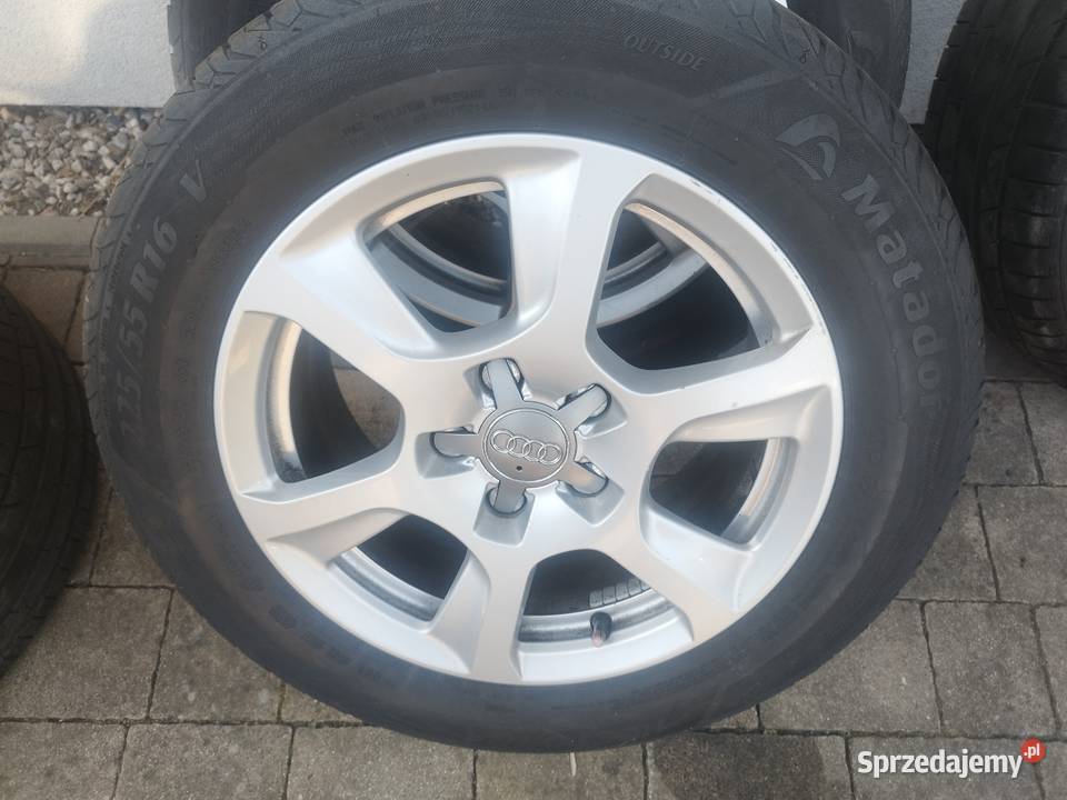 Audi A4A5komplet ładnych alufelg z oponami wielkopolskie sprzedam
