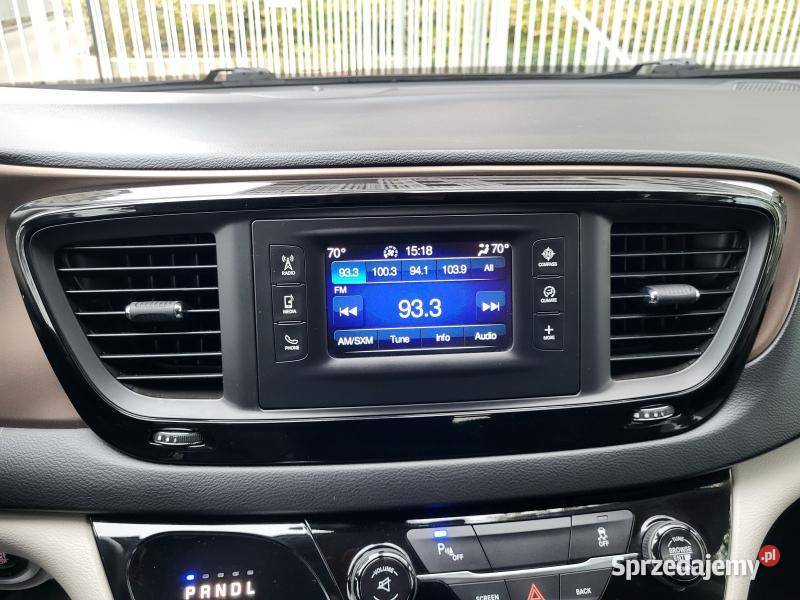 Touring L V6 36l Pentastar 291 Przebieg158 071 benzyna Pacifica mazowieckie Warszawa