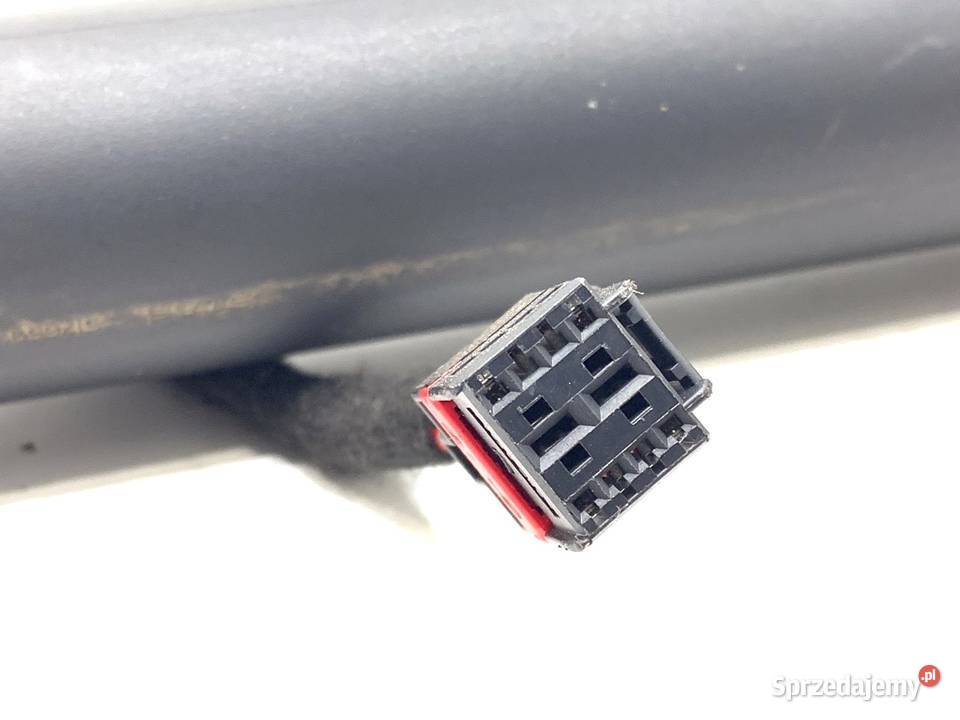 SIŁOWNIK TELESKOP KLAPY LEWY VW PASSAT B8 podkarpackie