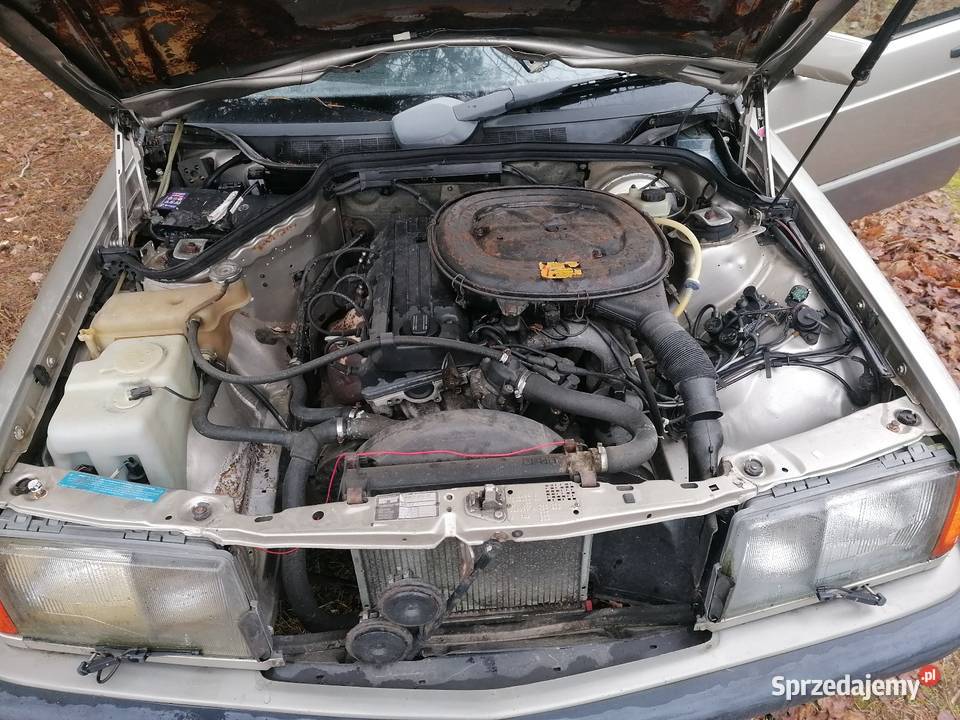 Mercedes 190 w całości na części Rok produkcji 1987 Radom