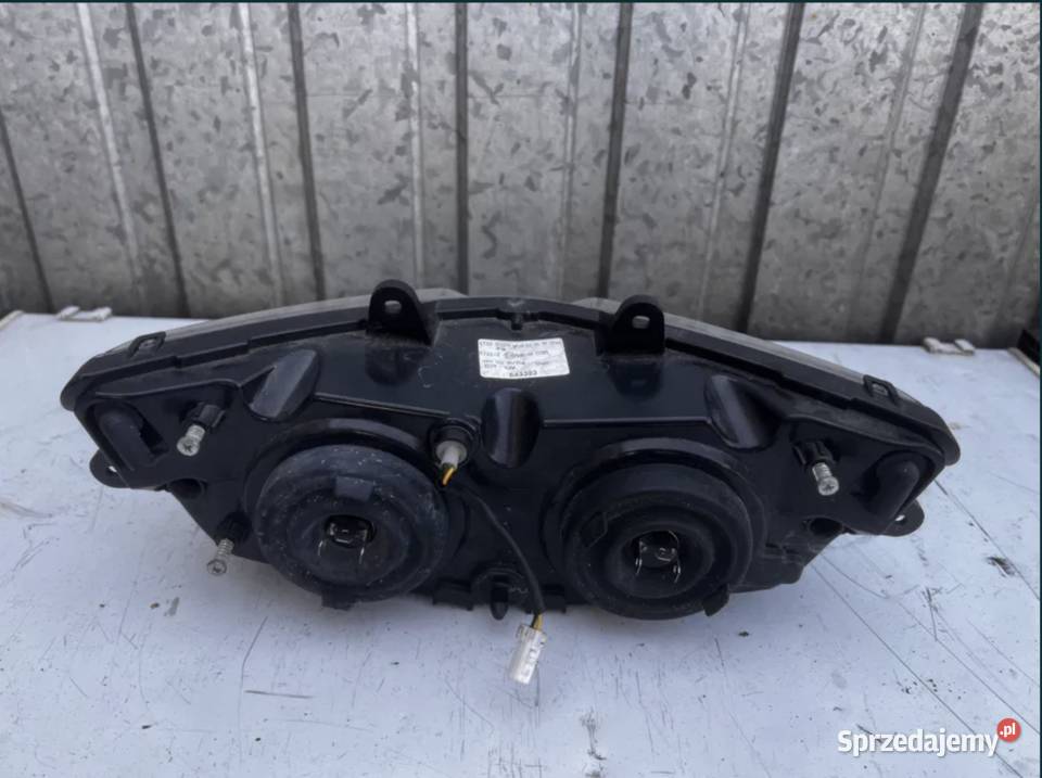 Lampa przód Piaggio MP3 300 Yourban 2016r Ostrów Wielkopolski