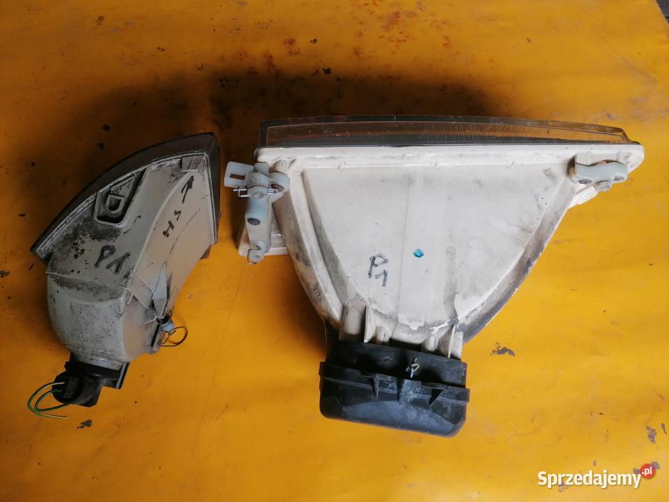 lampa przód prawa Peugeot 106 r9296 Piotrków Trybunalski