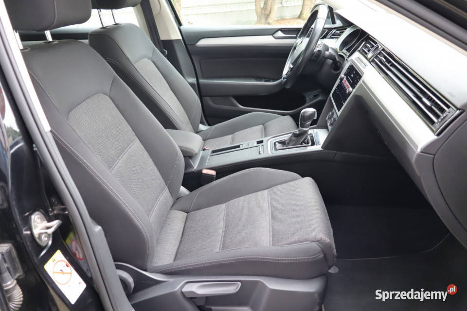 VW Passat 20 TDI Rok produkcji 2019 Passat Passat Zabrze