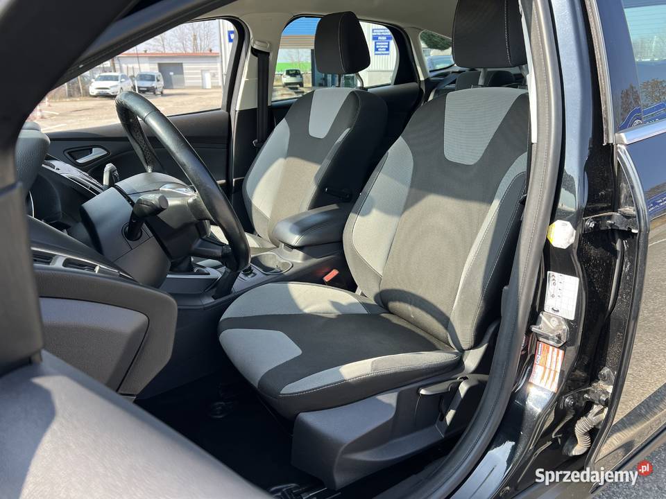 Ford Focus 10 BENZYNA Klimatronik Nawigacja Konin