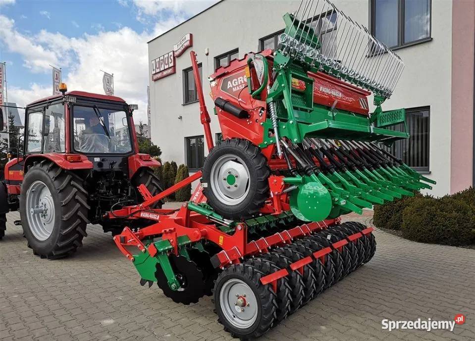 AgroMasz Agregat talerzowy półzawieszany Ciechanów sprzedam