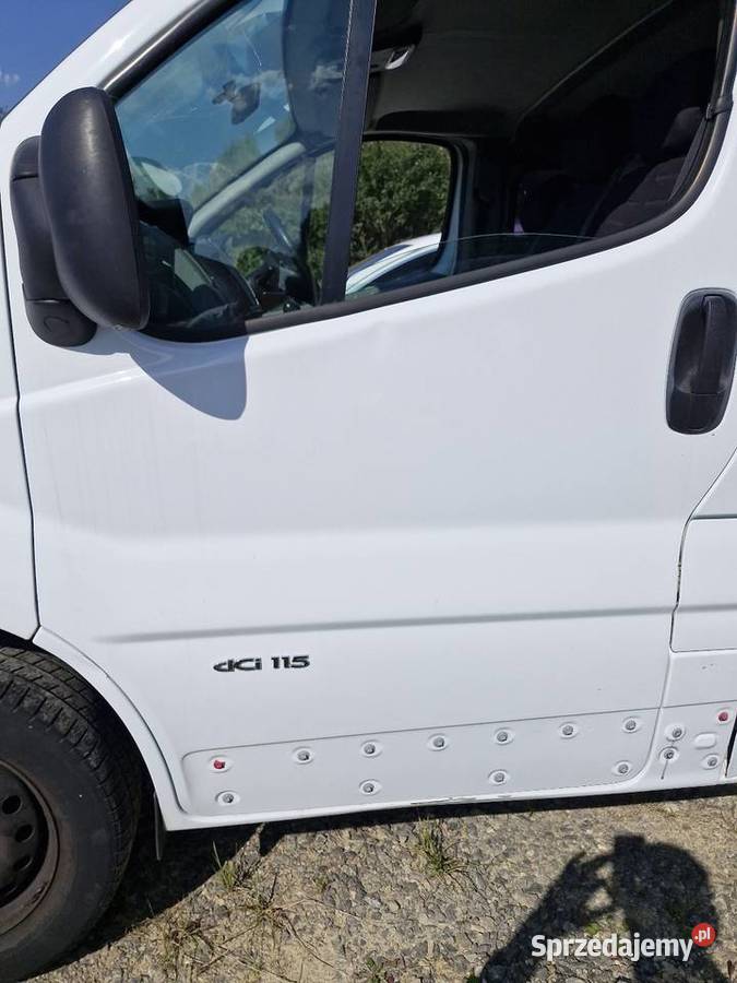 Renault Trafic Viavro II Drzwi Błotnik Tomaszów Lubelski sprzedam