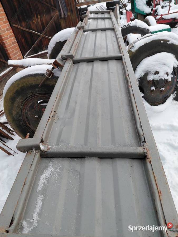 Burty z rozrzutnika dwuosiowego Pozostałe Ciszyca Przewozowa