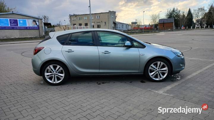 Opel astra J 17 cdti 110 diesel