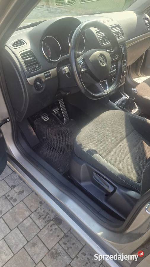 Skoda Yeti 44 bogate wyposażenie podgrzewane fotele śląskie Cięcina sprzedam