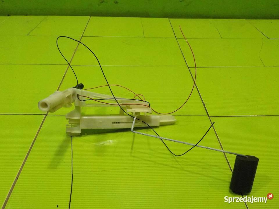 RANGE ROVER L322 44 V8 04r plywak paliwa 6750009 mazowieckie Suków