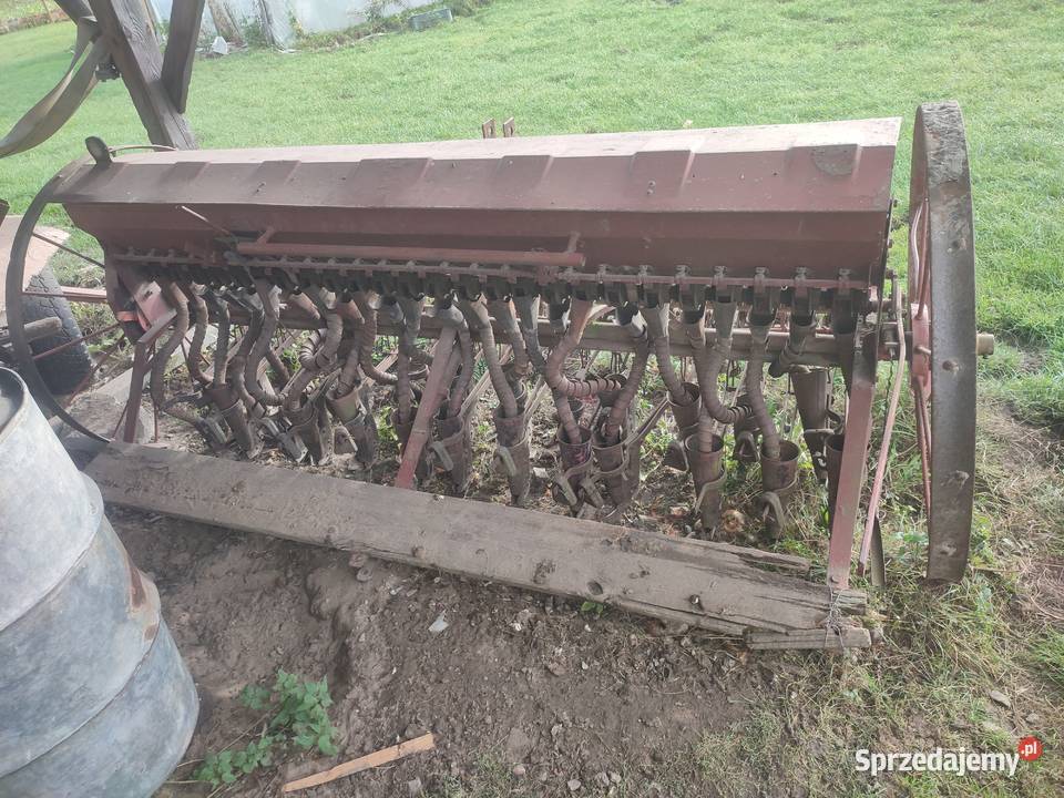 Siewnik Konny przerobiony do traktora 22m nieuszkodzony Siewniki i sadzarki