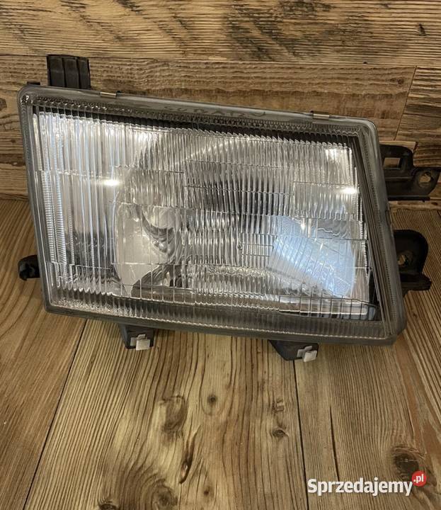 Subaru Forester 1998 prawa lampa Oborniki Śląskie sprzedam