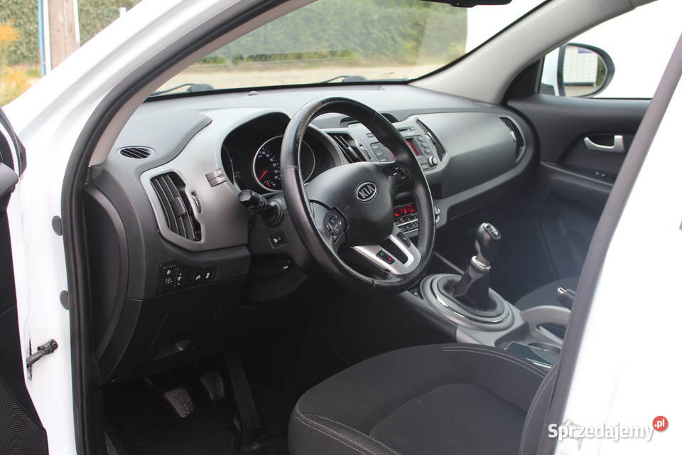 Kia Sportage 2015r 16 Benzyna Stan Bogata wersja relingi dachowe Rumia