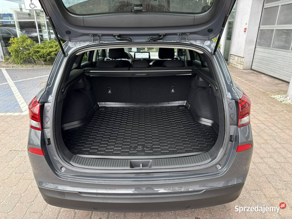 Hyundai i30 15 DPi 96 Salon Serwis ASO Manual i30 Bydgoszcz