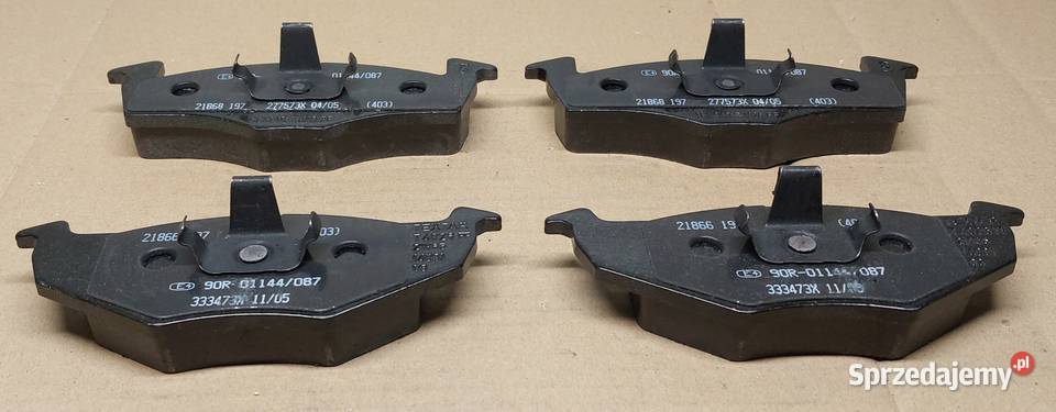 KLOCKI HAMULCOWE PRZÓD SEAT IBIZA II VW GOLF III Mielęcin