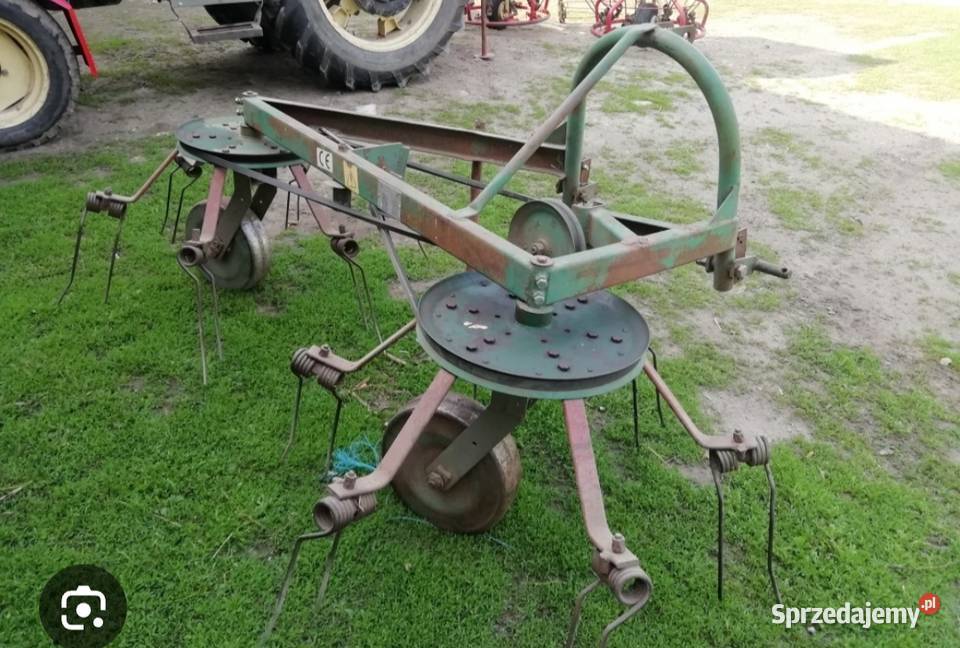 Przetrząsacz do siana pająk Zgrabiarki i przetrząsacze Łuków