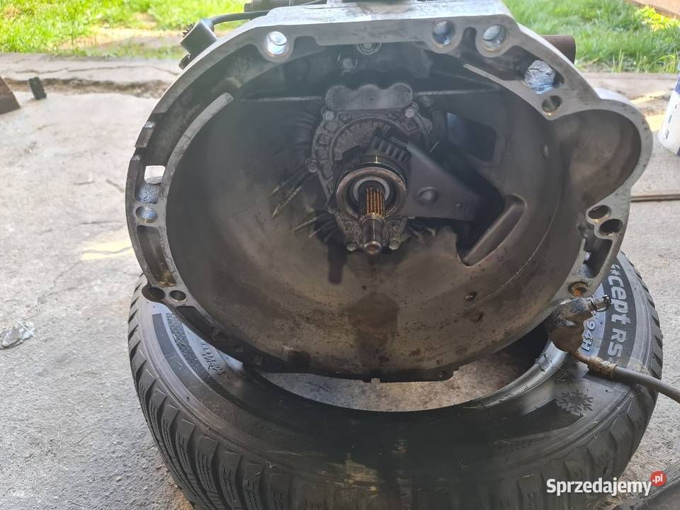Skrzynia biegów 5 biegowa do hyundai h1 25 crdi osobowe Lubliniec
