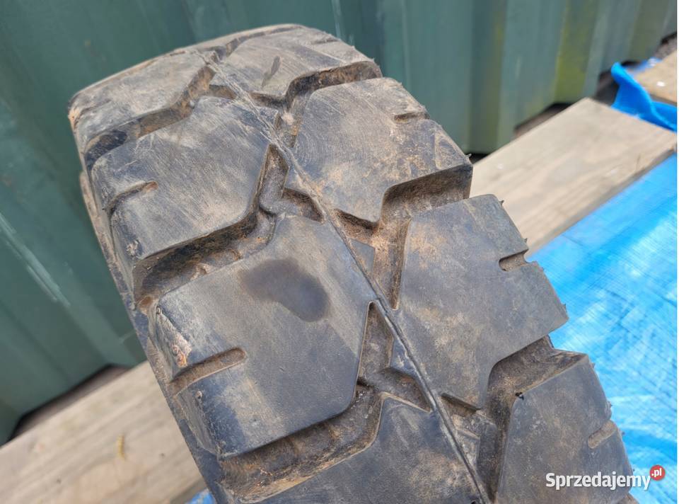 KOŁO BKT 18 X 7 R 8 180708 PEŁNE 18x78 OPONA Szprotawa