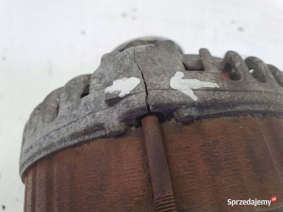 Nissan Juke I F15 lift 12 DiGT ALTERNATOR Janów