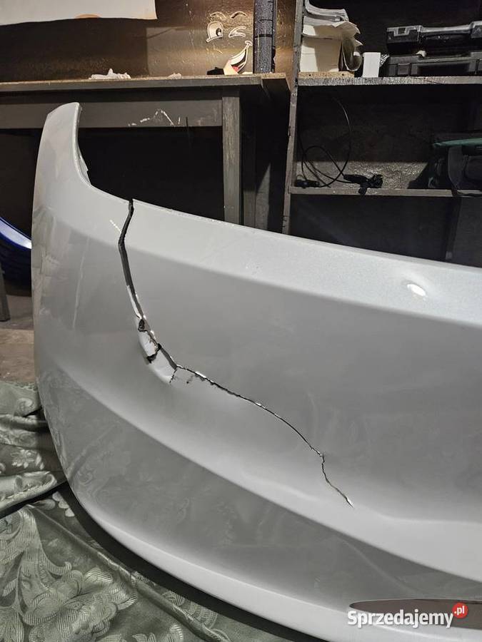 Zderzak przedni tesla model 3 Rok produkcji 2025 Katowice