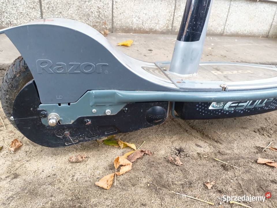 Hulajnoga elektryczna Razor o mocy 250 W do 100 Dębno sprzedam