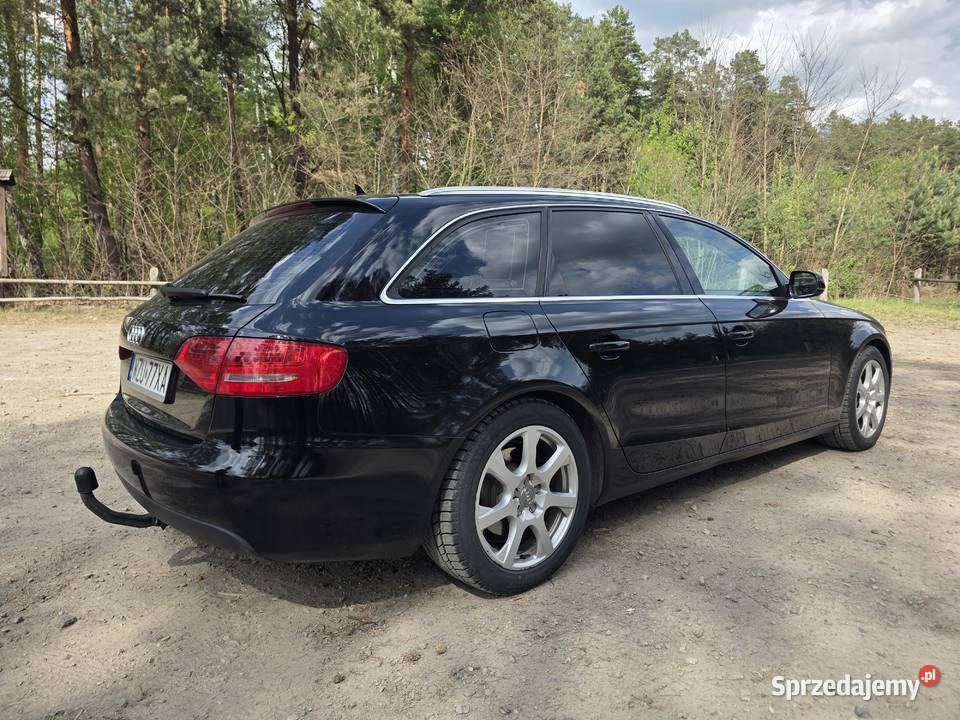 Audi a4 b8 20 TDI A4 Samochody osobowe Wyhalew