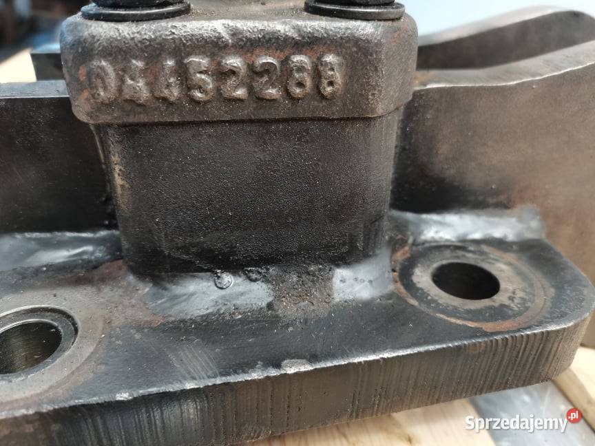 Deutzfahr Agrotron Mocowanie sekcji rozdzielacza Wilkowo