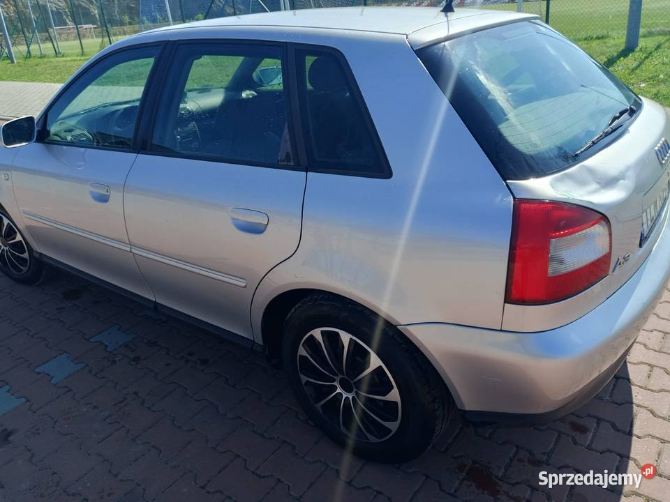 Audi a3 5Drzwi 16bgaz ładne zadbane Kielce