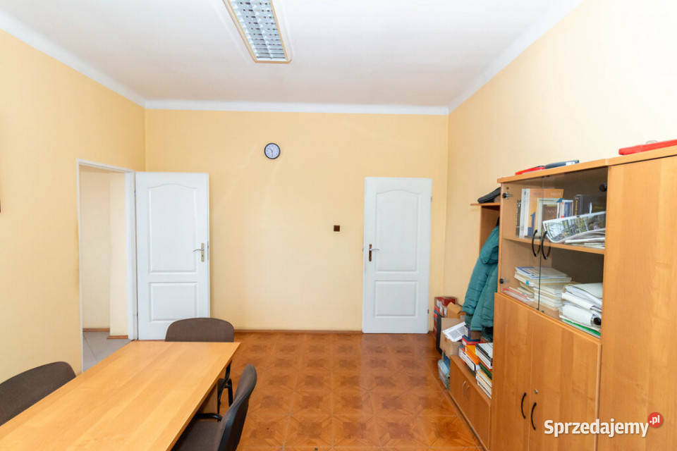 Działka komercyjna z budynkiem 2879m2 Kolejowa Ostrowiec Świętokrzyski sprzedam