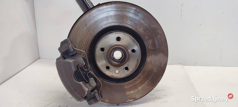 VOLVO XC40 ZWROTNICA LEWY PRZÓD 32221856