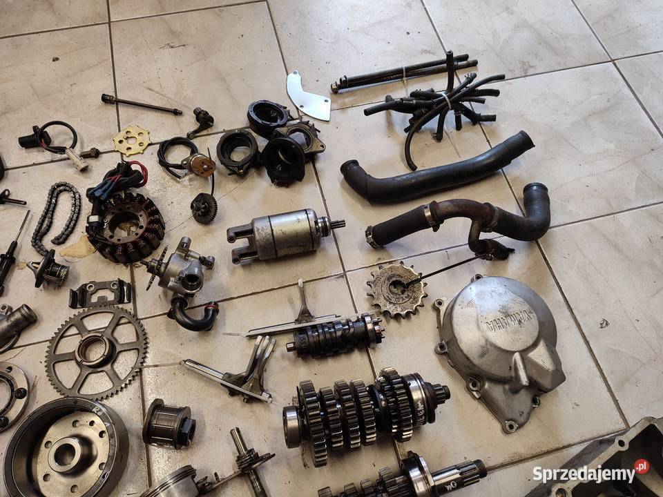 Yamaha R6 silnik RJ03 części skrzynia sprzęgło Silniki i osprzęt dolnośląskie Jelenia Góra