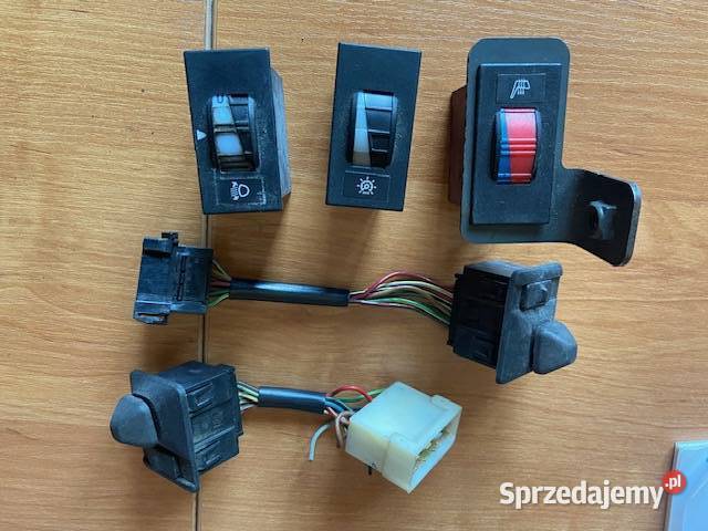 Przełącznik Klawisz MAN F2000 L2000 M2000 ciężarowe Maszewo