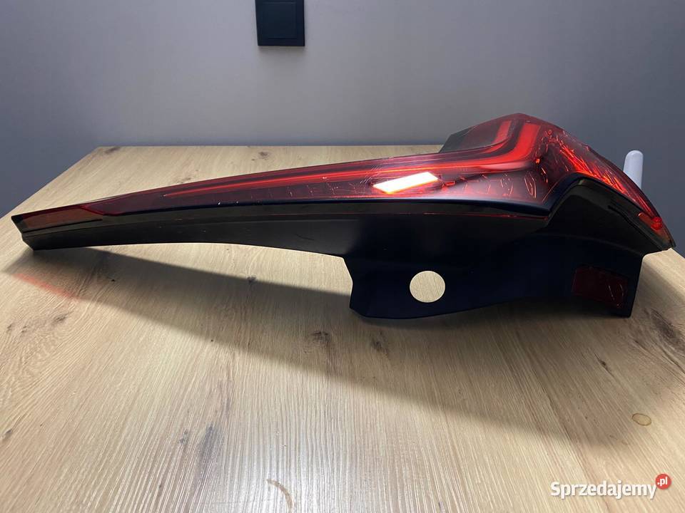 PRAWA LAMPA REFLEKTOR TYŁ LED VOLVO V90 II LIFT