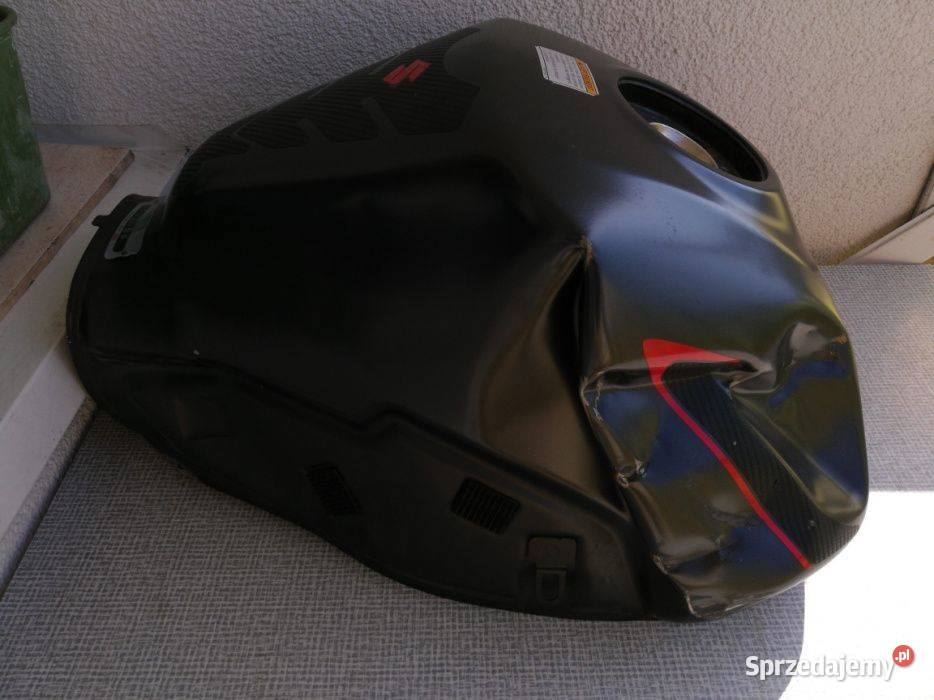 Zbiornik Suzuki GSR 750 Układ paliwowy sprzedam