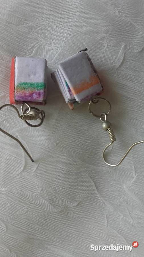 KOLCZYKI KSIĄŻECZKI ręcznie wykonane Kolczyki sprzedam