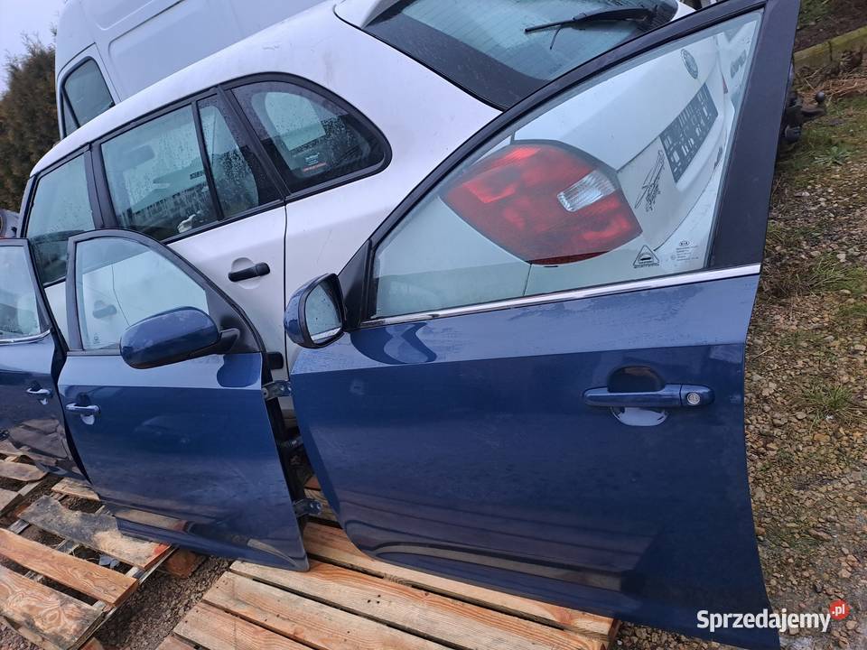 Kia Ceed I 20072012rHB drzwi klapa bagażnika bez