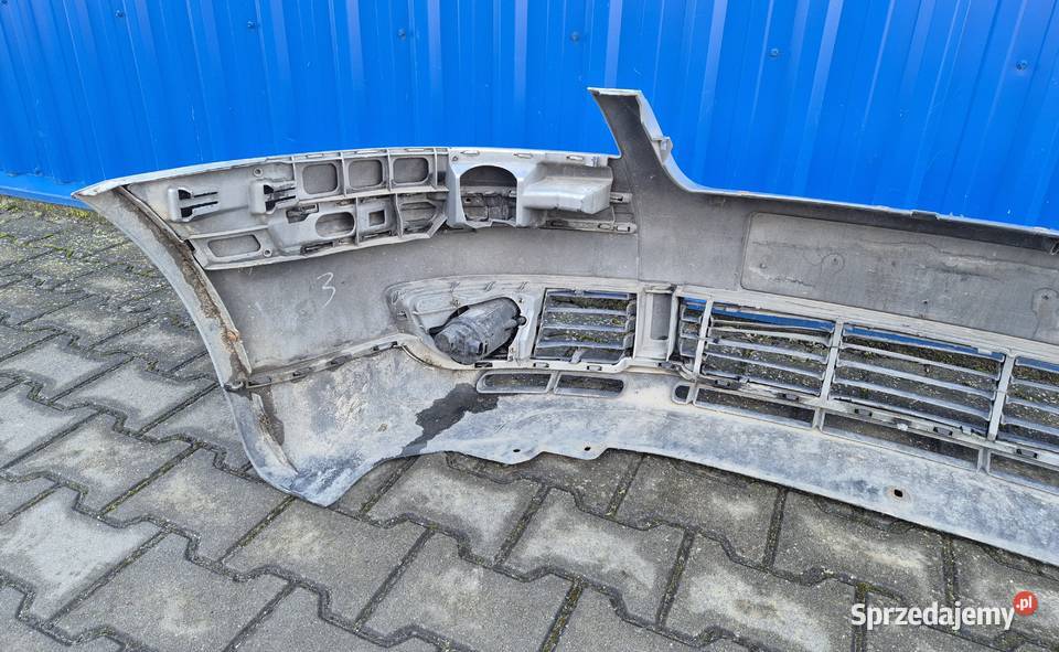 ZDERZAK PRZÓD PRZEDNI VW PASSAT B5 FL LA7W