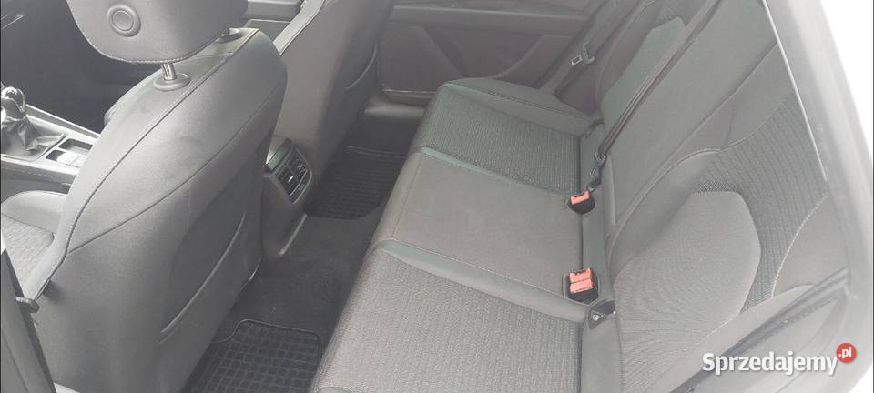 Seat Leon Xcellence 16 TDI lakier metallic Bochnia