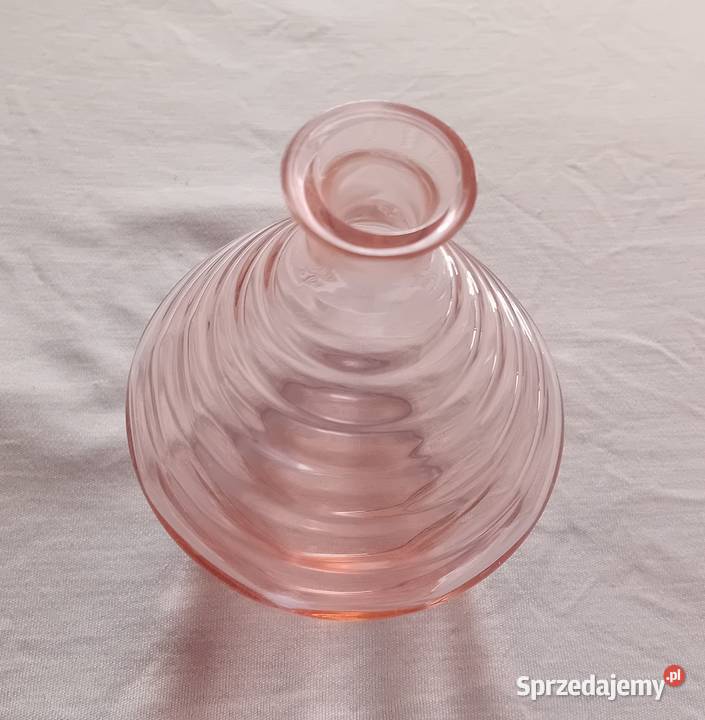 Różowa karafka art deco huta Dąbrowa katalogowy Koźminek