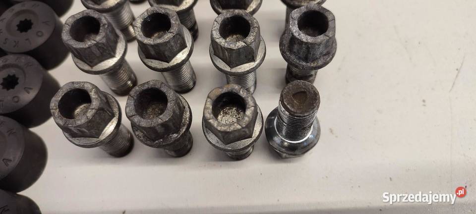 VW TIGUAN II ŚRUBY DO KÓŁ