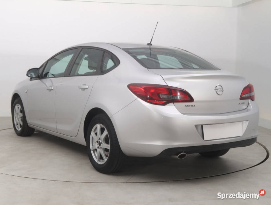 Opel Astra 14 T LPG Rok produkcji 2016 Bielany Wrocławskie sprzedam