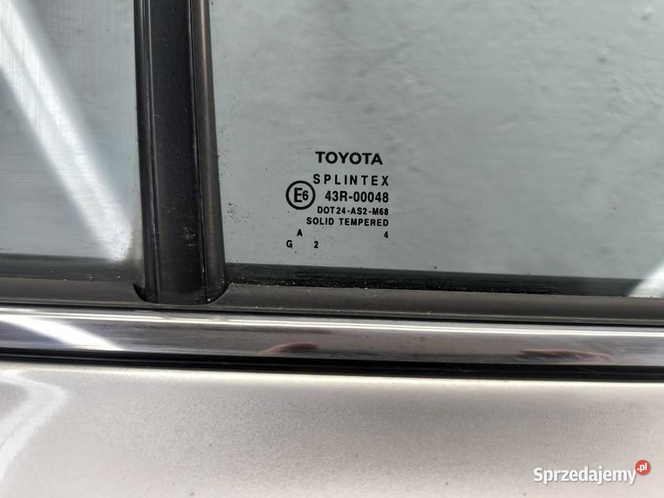 DRZWI PRAWY TYŁ TOYOTA AVENSIS II T25 KOMBI wielkopolskie