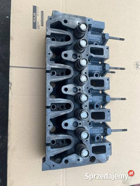 Głowica cylindrów Deutz 04291934RY TCD 2012 L04 Jastrzębniki sprzedam