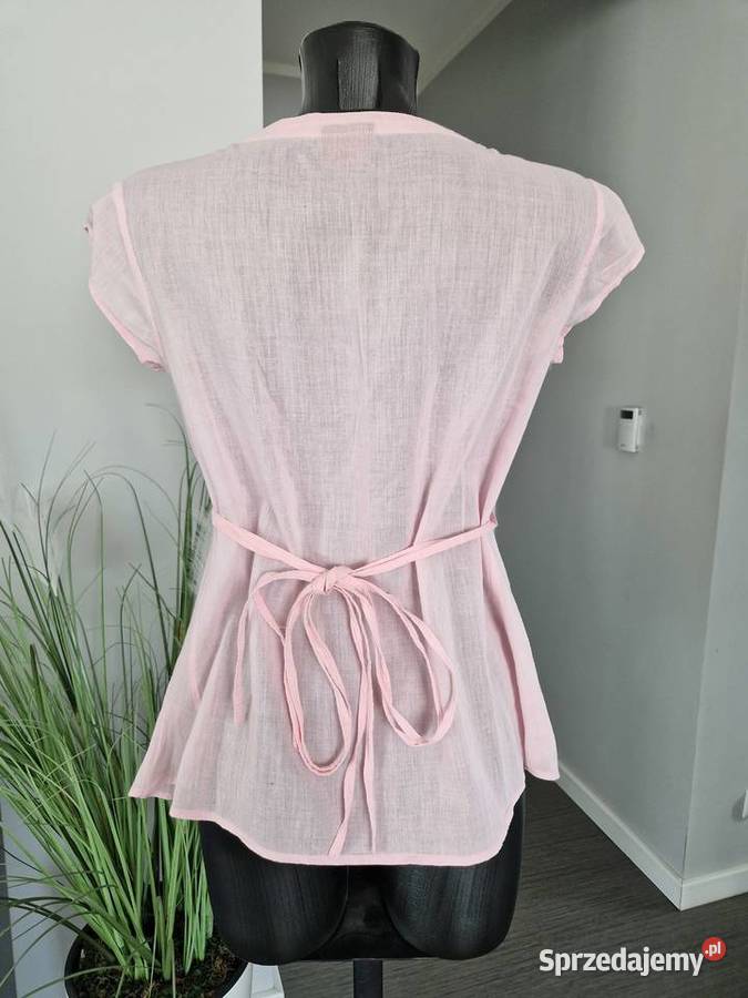 Bluzka w pudrowym różu Nowogard
