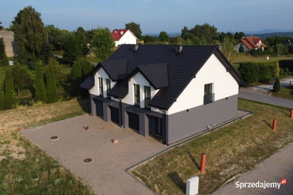 Dom Zabudowa Bliźniacza Bodzanów Gmina Biskupice balkon