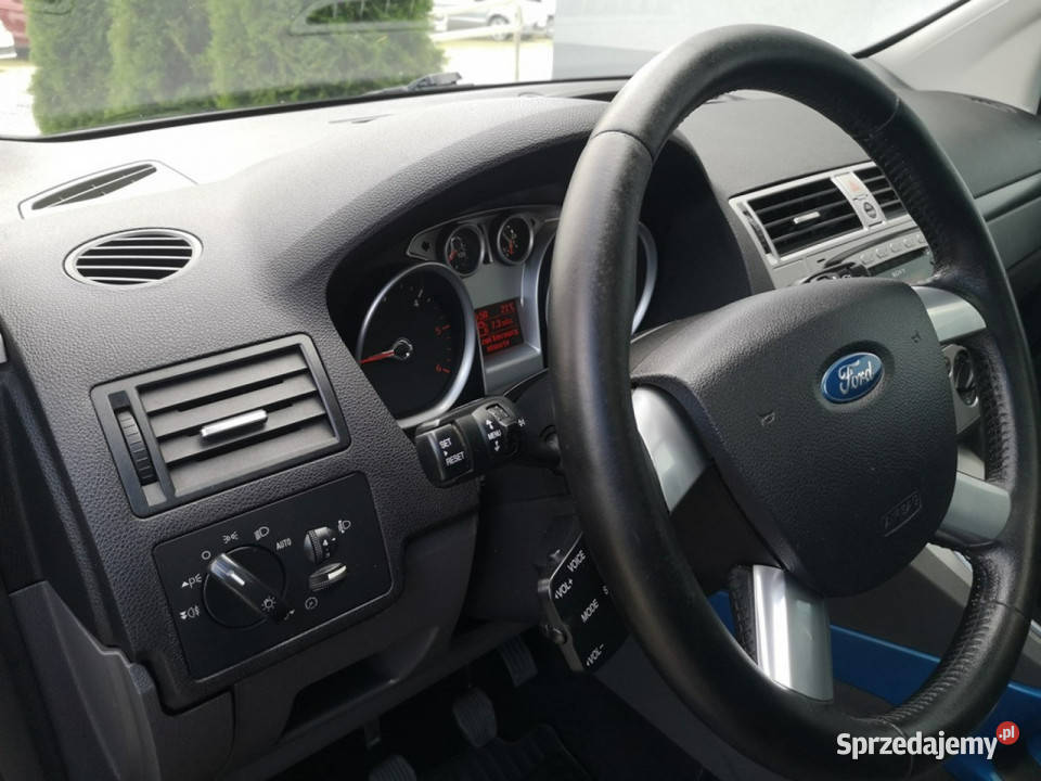 Ford Kuga 20 TDCI 136 Klima Halogeny Alu Sensor lakier metallic dolnośląskie Strzegom