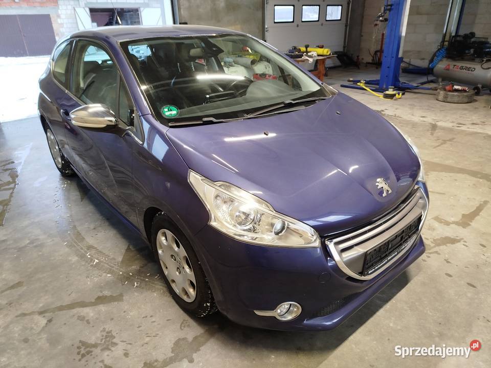 Peugeot 208 142060km