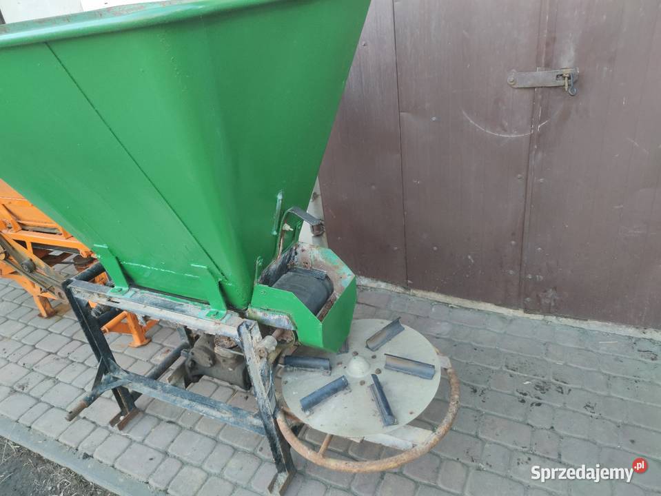 Rozsiewacz nawozu motyl kłos piaskarka solarka nieuszkodzony Wieluń